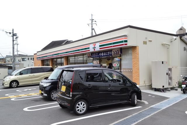 ヴェルドミール出口の周辺|近くのコンビニ