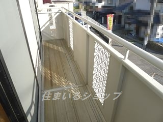 広島市安佐北区口田南１丁目のアパートのバルコニー