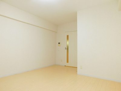 【居間・リビング】 | S-FORT四日市元町 | ※同建物同型別のお部屋