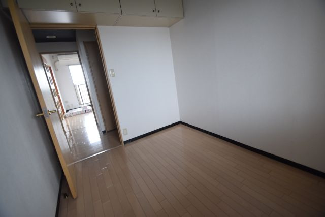 ＩＮＳＵＲＡＮＣＥ　ＢＬＤＧ．Ⅸの子供部屋|洋室です