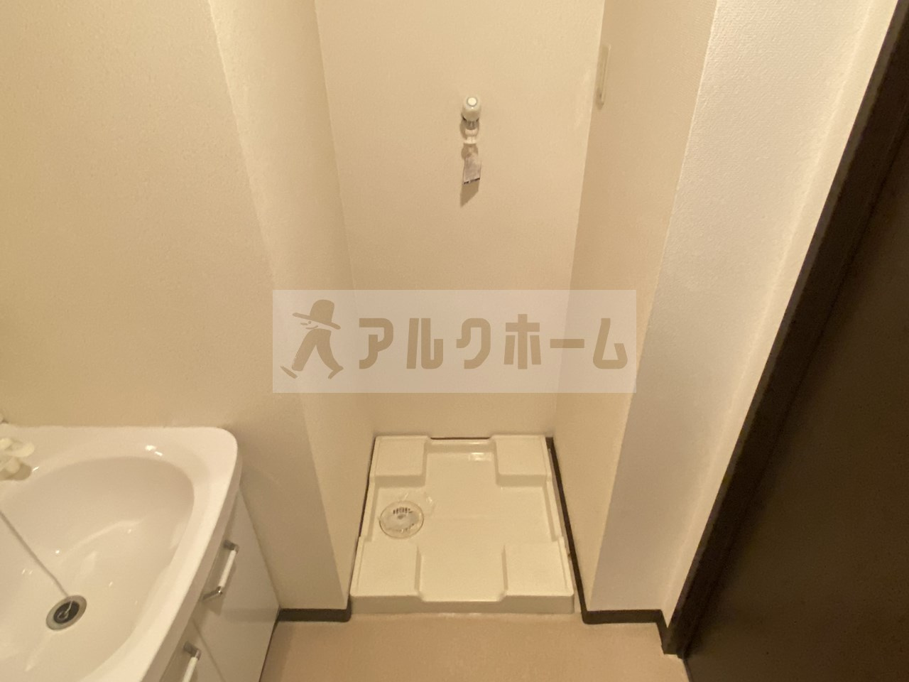 フジパレスパルトネールさとの2番館の洗面所|フジパレスパルトネールさとの2番館　洗濯機置き場