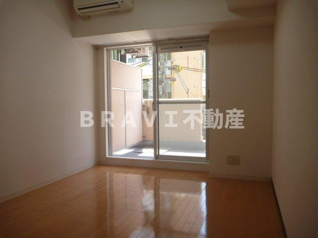 グラマシー心斎橋東　BRAVI不動産の寝室|【グラマシー心斎橋東】落ち着いて過ごせるお部屋なので、寝室にいかがでしょうか