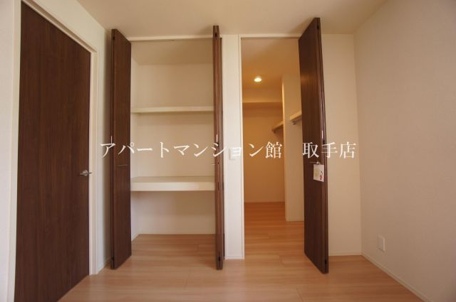 ファミールAの収納