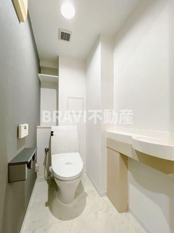 BRAVI南船場（ブラービ南船場）　BRAVI不動産のトイレ