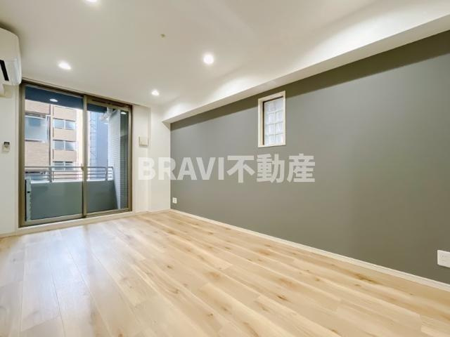 BRAVI南船場（ブラービ南船場）　BRAVI不動産の洋室