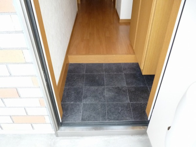 【玄関】 | レオントポディウムⅡ番館