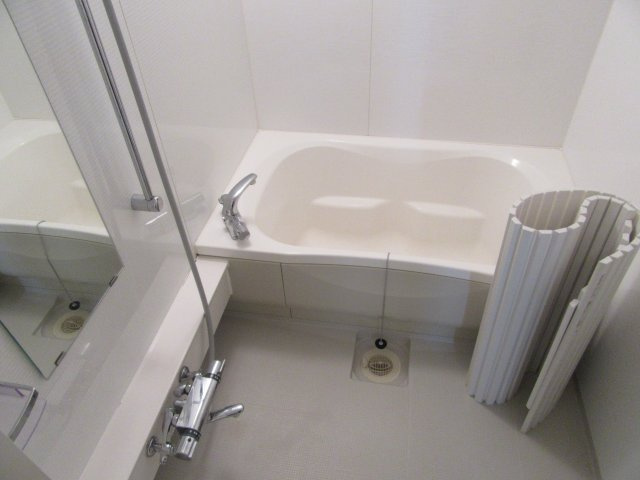 ボルツⅡの浴室