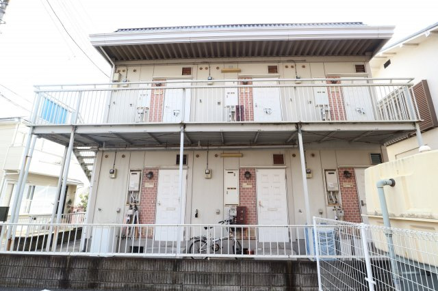 リバーサイドパレスの外観