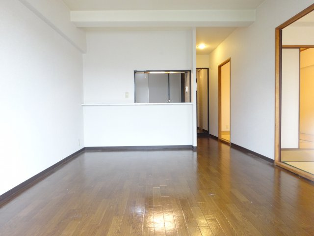 ライオンズマンション大阪狭山弐番館の居間・リビング