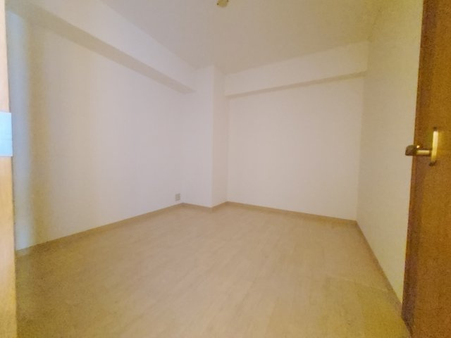 グミヒルズの洋室