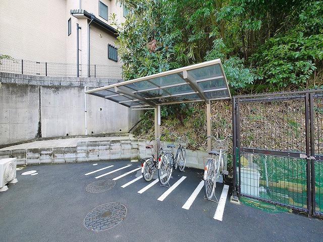 メゾン山の音のその他共用部分|駐輪場付きです