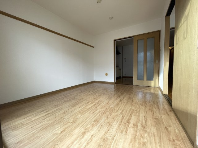 フレンドリーヒルA棟の子供部屋