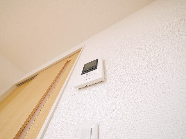 カルム　ドミールのセキュリティ|モニター付きインターホンです