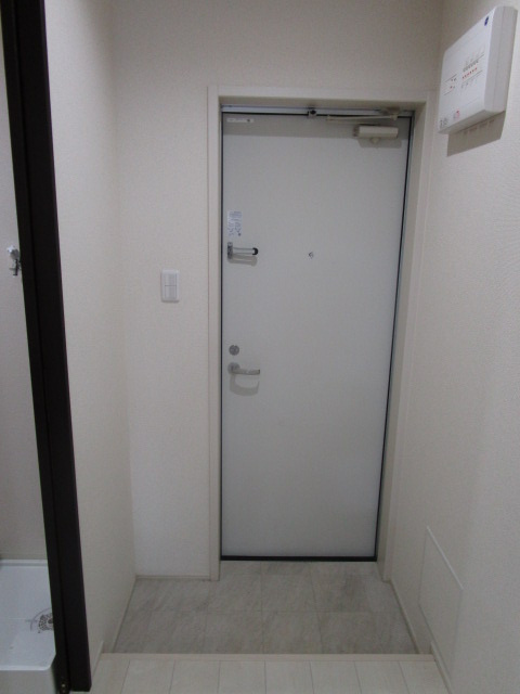 フジパレス神崎川　III番館の玄関