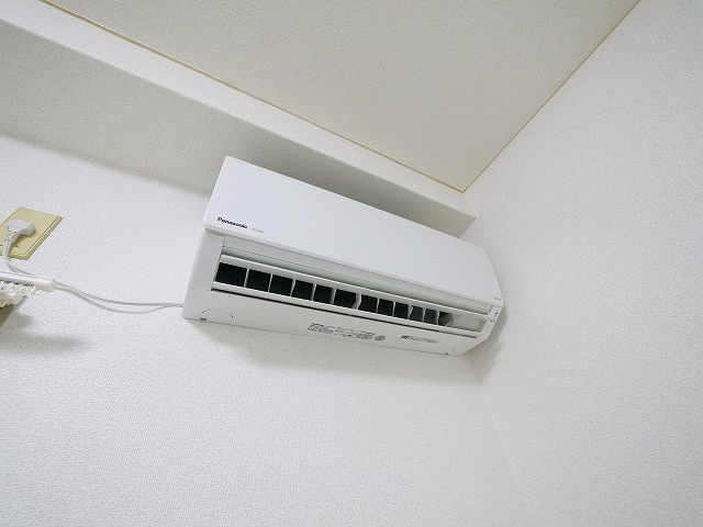 アートハウスならの設備|エアコン付きです。