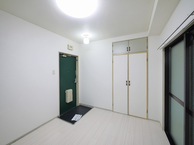 アートハウスならの居間・リビング|こちらの居間で趣味の時間をお楽しみください