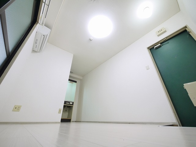 アートハウスならの洋室|個人の部屋や寝室として使える洋室です