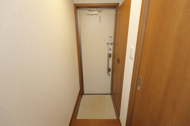 Lanai House 393 Noahの玄関
