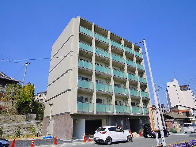 ルミエール生駒の外観|おしゃれな外観です