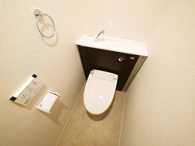 ルミエール生駒のトイレ|コンパクトで使いやすいトイレです