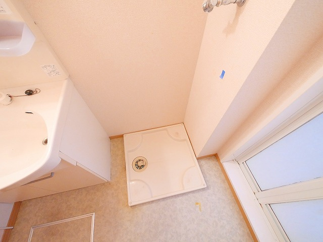 ラフィーネ　メゾンの設備|室内洗濯機置場です。
