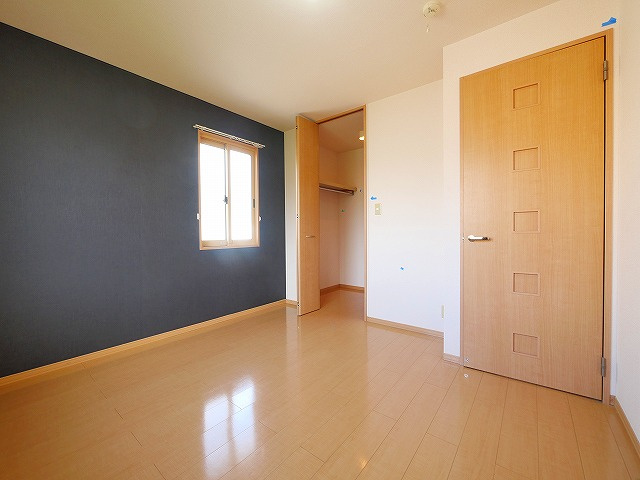 ラフィーネ　メゾンの寝室|広くて明るい寝室