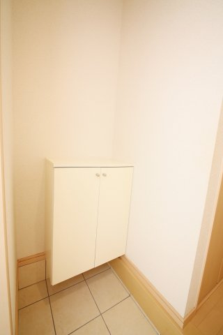 ヨーロピアンシャレータカラの玄関