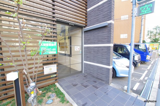 CITY SPIRE北梅田　仲介手数料無料のエントランス