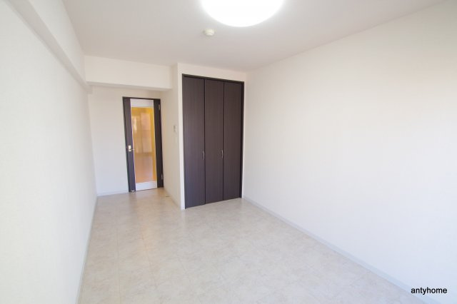 CITY SPIRE北梅田　仲介手数料無料の洋室