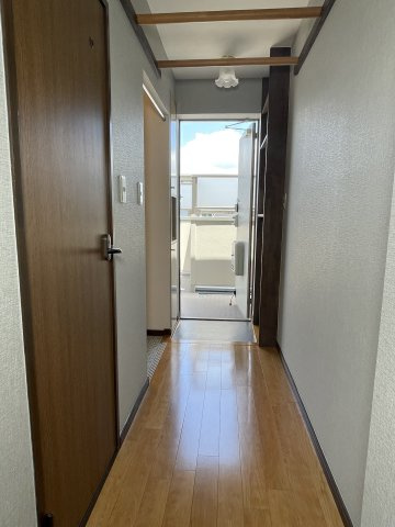 プラージュ芦屋の内装|廊下