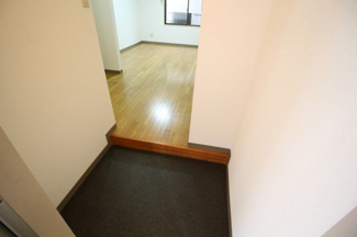 【玄関】