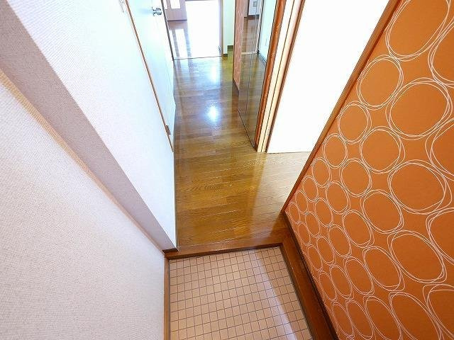楠本第二ビルの玄関|シンプルで使いやすい玄関です
