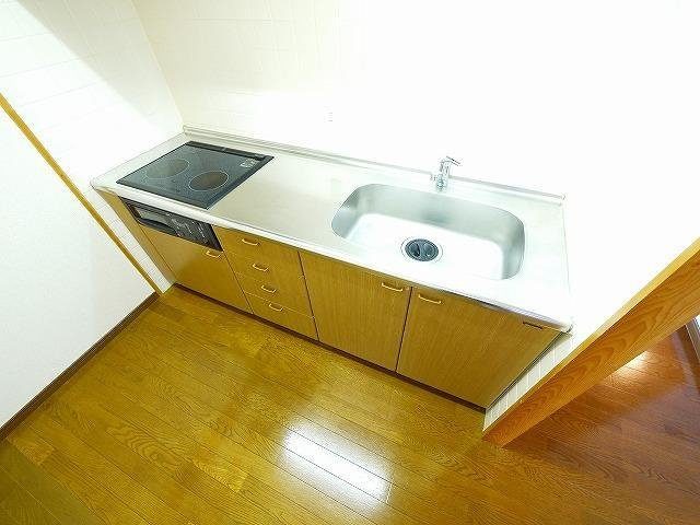 楠本第二ビルのキッチン|使いやすいキッチンです