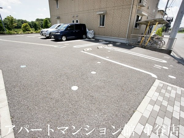 プロスパーＭの駐車場