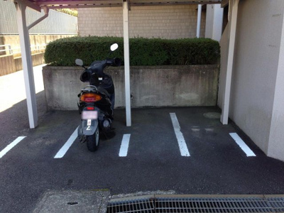 【その他共用部分】 | コートヒルズ青葉台Ｂ棟 | バイク置場