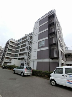 【外観】 | 横浜市営地下鉄ブルーライン「根岸公園」駅徒歩10分・東急東横線「菊名」駅徒歩17分と2路線2駅利用可能！