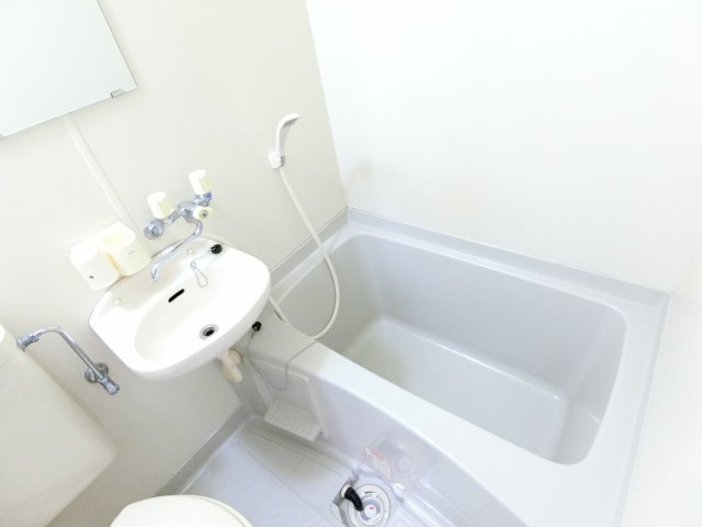 酒井ハイツの浴室