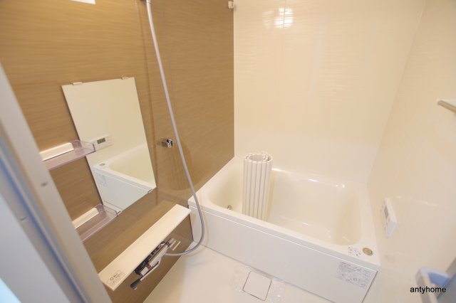 ラルーチェ北梅田　仲介手数料無料の浴室