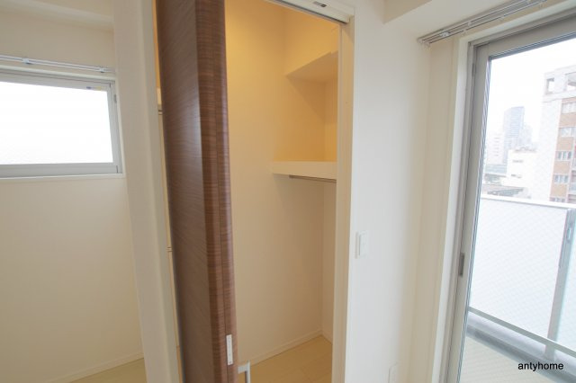 ラルーチェ北梅田　仲介手数料無料の収納