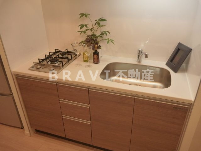 パークアクシス本町　BRAVI不動産のキッチン|【パークアクシス本町】キッチンでお料理をお楽しみください