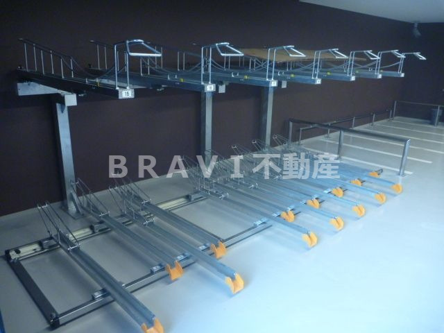 パークアクシス本町　BRAVI不動産のその他共用部分|【パークアクシス本町】駐輪場