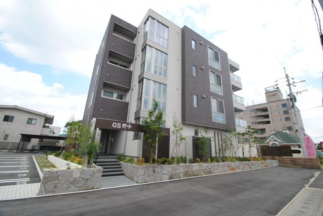 久留米市野中町の賃貸マンションの外観