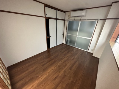 【洋室】 | コーポラスローザ