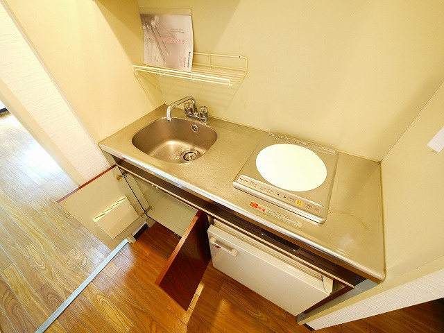 まあぁろ～ビルのキッチン