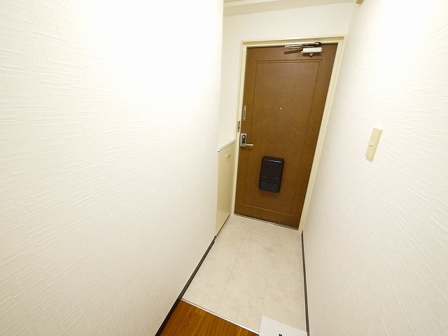 まあぁろ～ビルの玄関