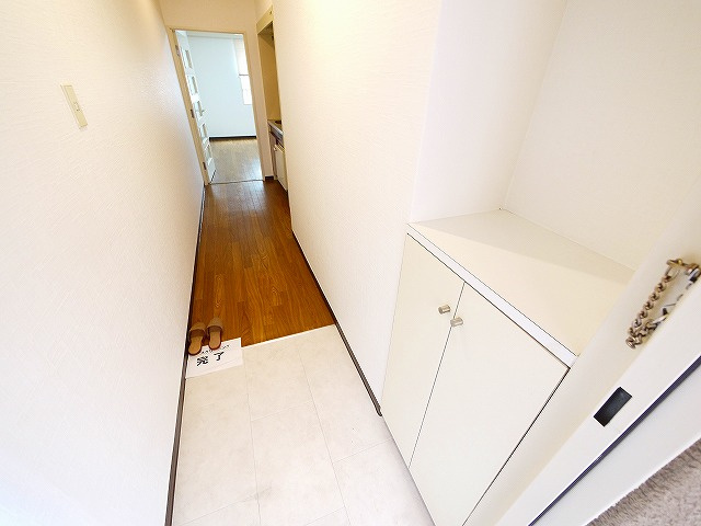 まあぁろ～ビルの玄関