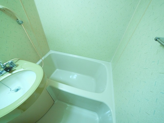 まあぁろ～ビルの浴室