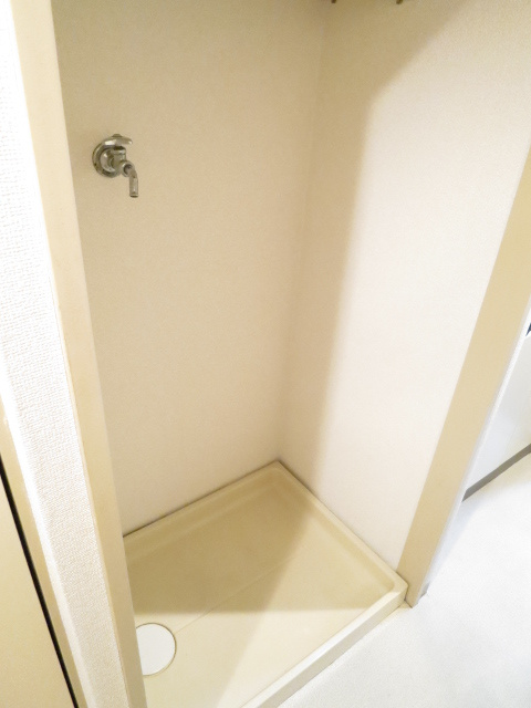 ミリオンコート久米川駅前の設備|室内洗濯機置場