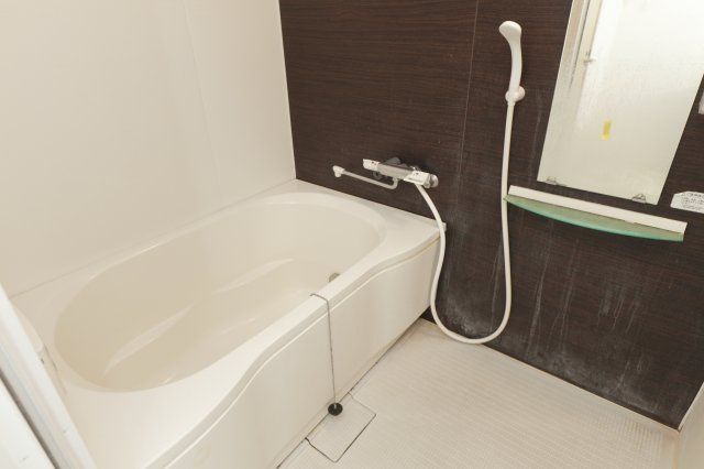 リブリ・YAMATOの浴室