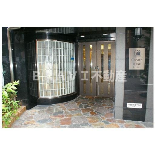 クレアート難波南イービス　BRAVI不動産のエントランス|【クレアート難波南イービス】落ち着いたエントランスです